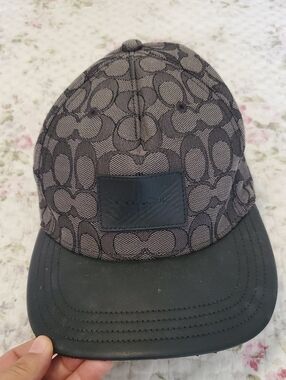 Coach Men's Signature Pattern Cap in Black and Gray